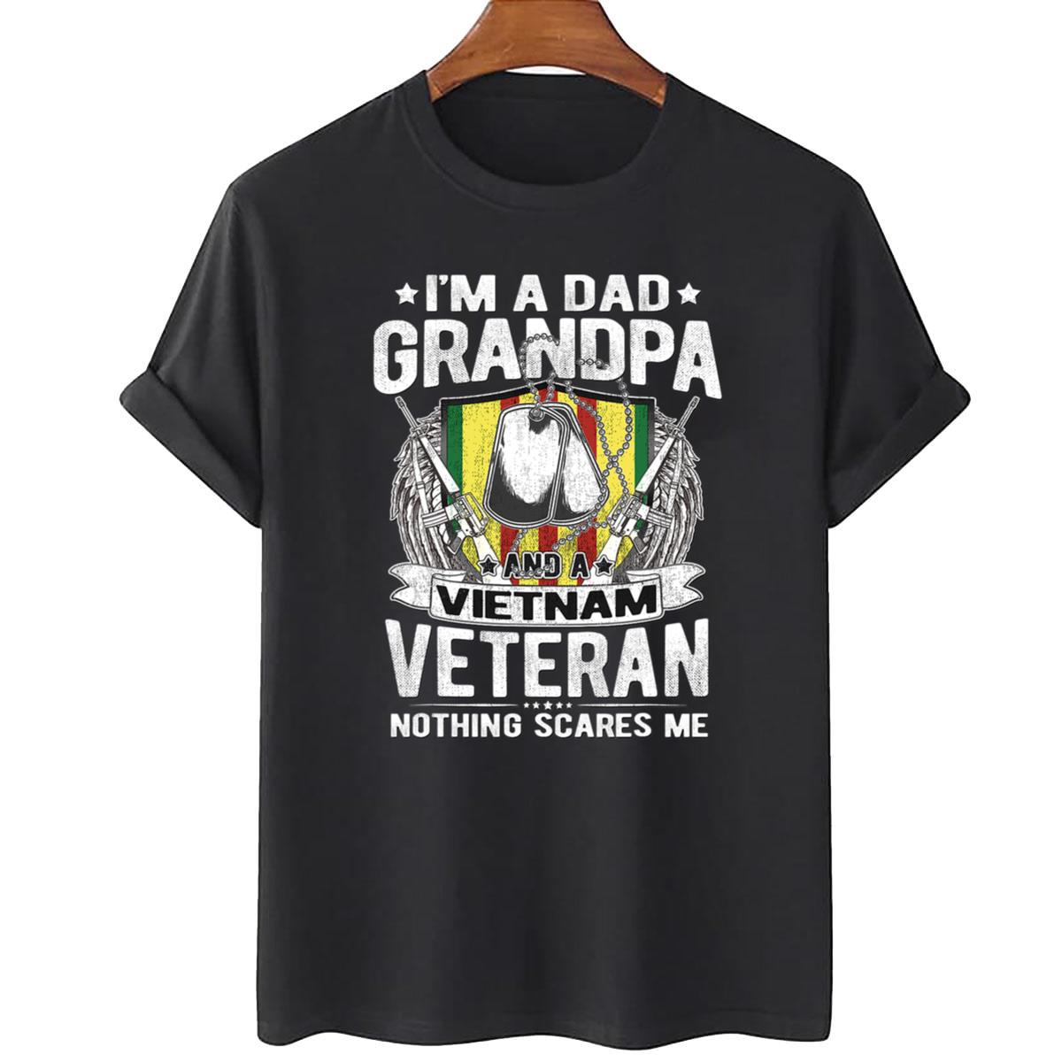 A Dad Grandpa And A Vietnam Veteran Grandfather T-Shirt
