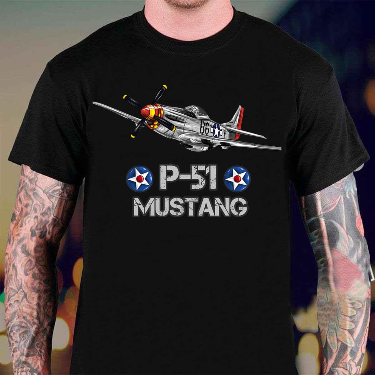 American World War 2 P-51 Mustang Fighter Airplane T-shirt