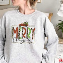 Merry Christmas Holiday Xmas Leopard Unisex Sweatshirt