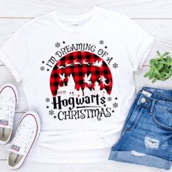 Im Dreaming Of A Hogwarts Christmas Shirt