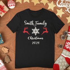 Smile Family Christmas 2021 Unisex T-Shirt