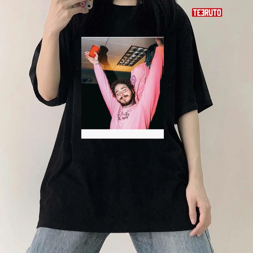 Funny Post Malone Pink Hands Cup Unisex T-Shirt