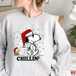 Peanuts Holiday Snoopy Snowfall Chillin Christmas Unisex Sweatshirt