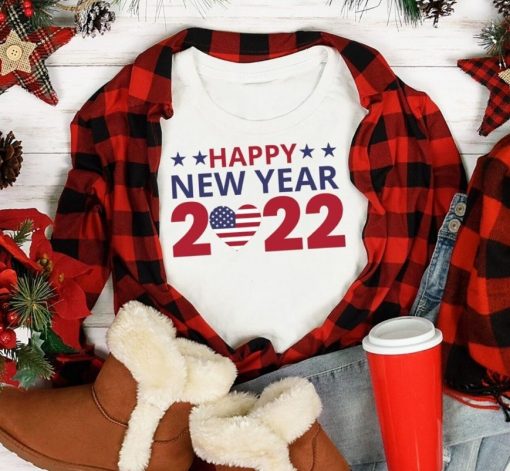 American Flag Happy New Year 2022 T-Shirt