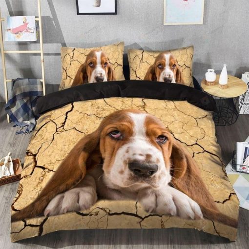 Basset Hound Lying Upset Bedding Set