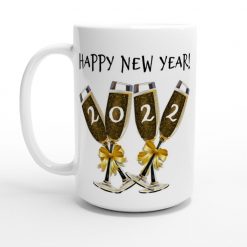 Cheering Happy New Year 2022 Mug