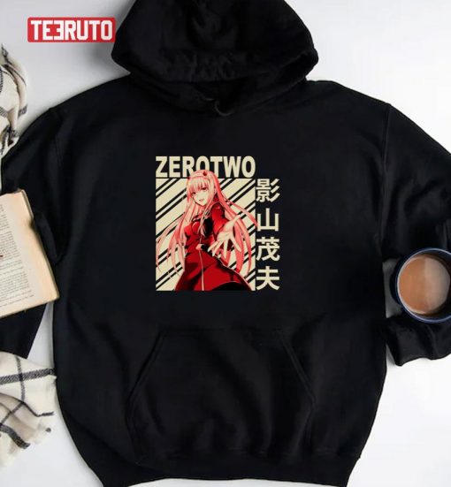 Zero Two Vintage Art Unisex T-Shirt