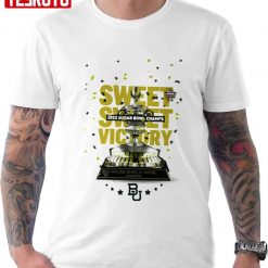 Baylor Bear Football Trophy Champions 2022 Sugar Bowl Unisex T-Shirt