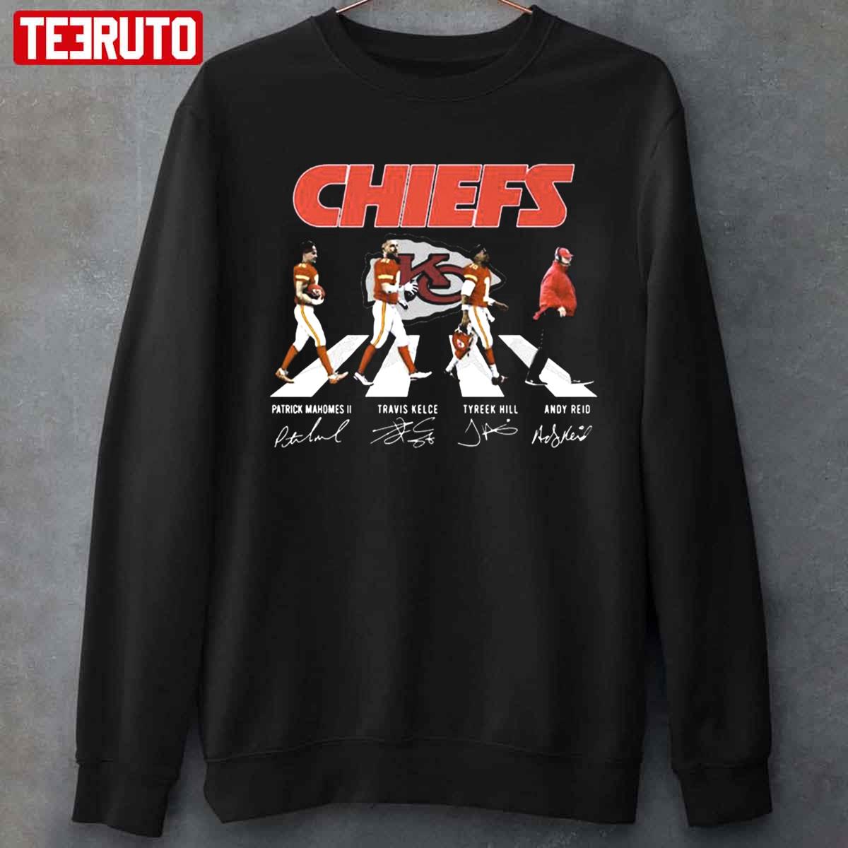 Chiefs Patrick Mahomes Ii Travis Kelce Tyreek Hill Andy Reid Abbey Road  Signatures Unisex T-Shirt - Teeruto