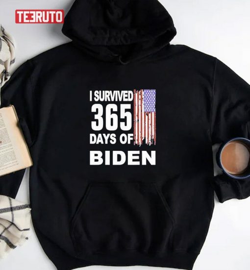 I Survived 365 Days Of Biden American Flag 2022 Unisex T-Shirt