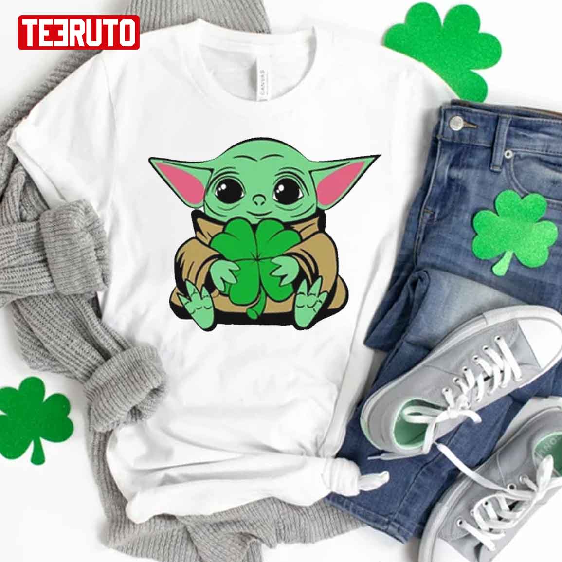 Baby Yoda Star Wars Lucky Shamrock Saint Patricks Day T-Shirt