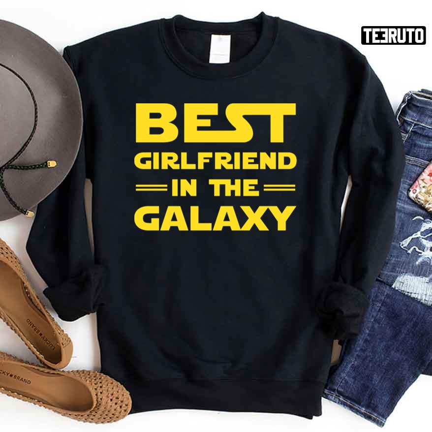 Best Girlfriend In The Galaxy Scoop Sweatshirt