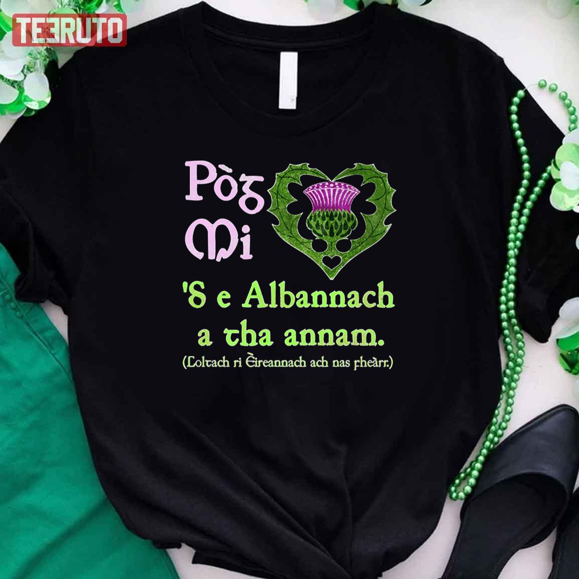 Funny Kiss Me I’m Scottish In Gaelic St. Patrick’s Day Unisex T-Shirt