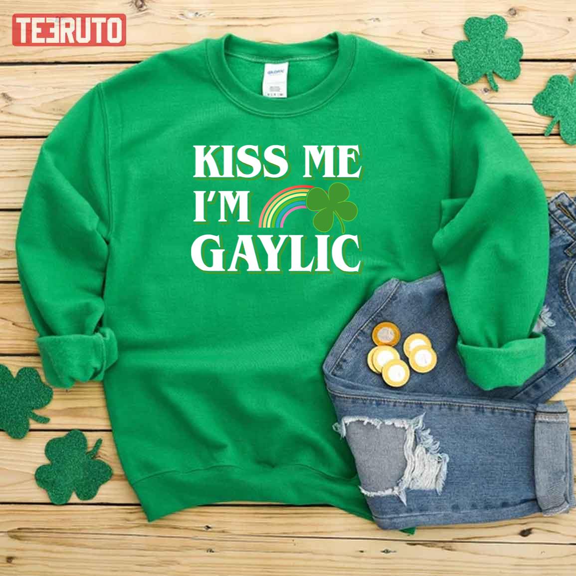 Kiss Me I’m Gaylic Funny Gay Gaelic St Patricks Day Unisex Sweatshirt