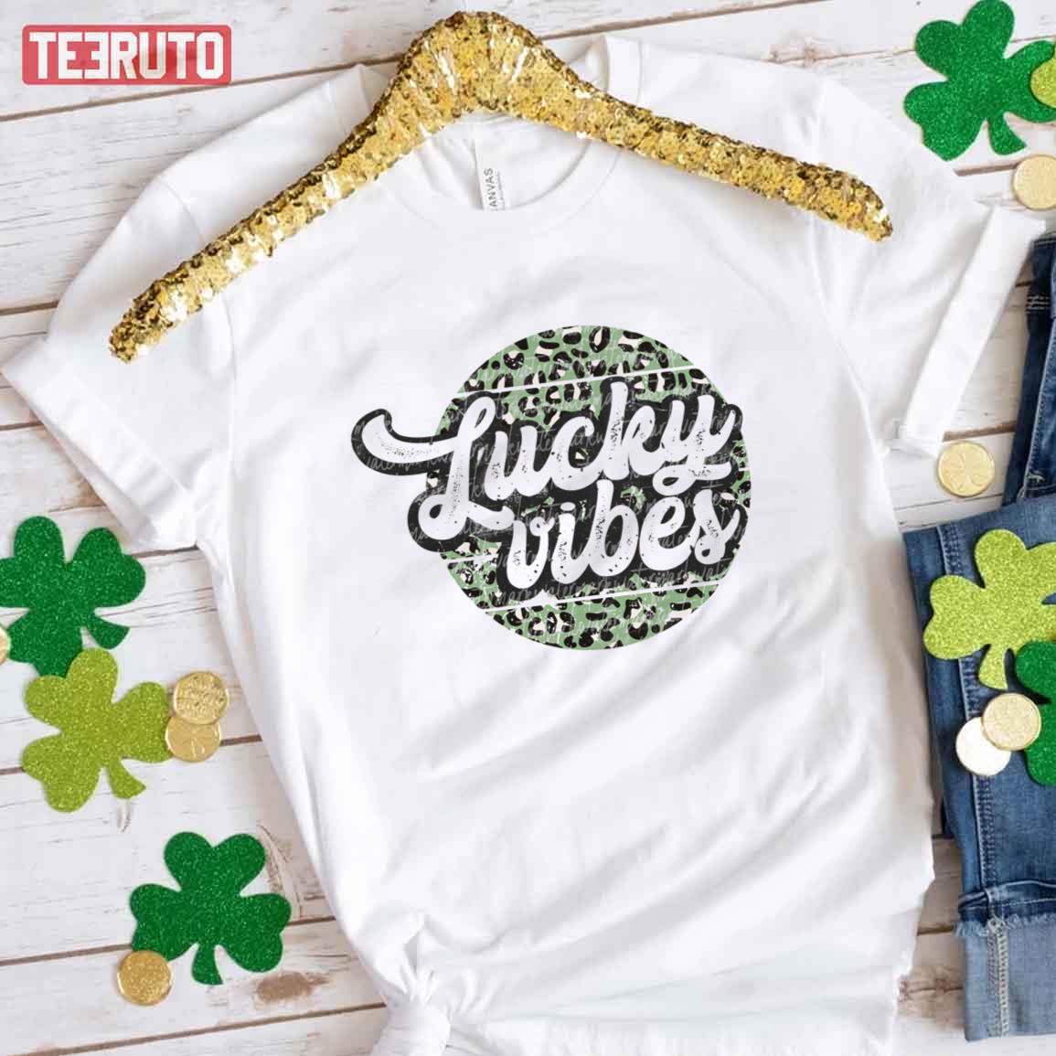 Lucky Vibes Green Leopard St Patrick’s Day Unisex T-Shirt