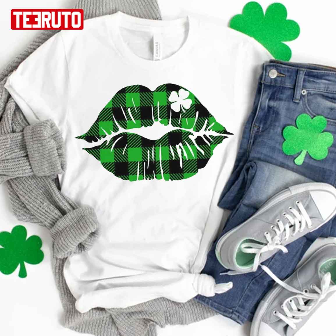 Shamrock Lucky Lips Saint Patrick’s Day Unisex T-Shirt