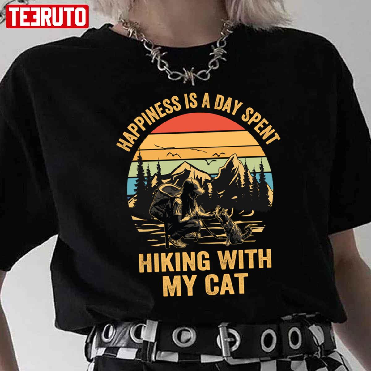 Vintage Happiness Is A Day Spent Hiking With My Cat Unisex T-Shirt