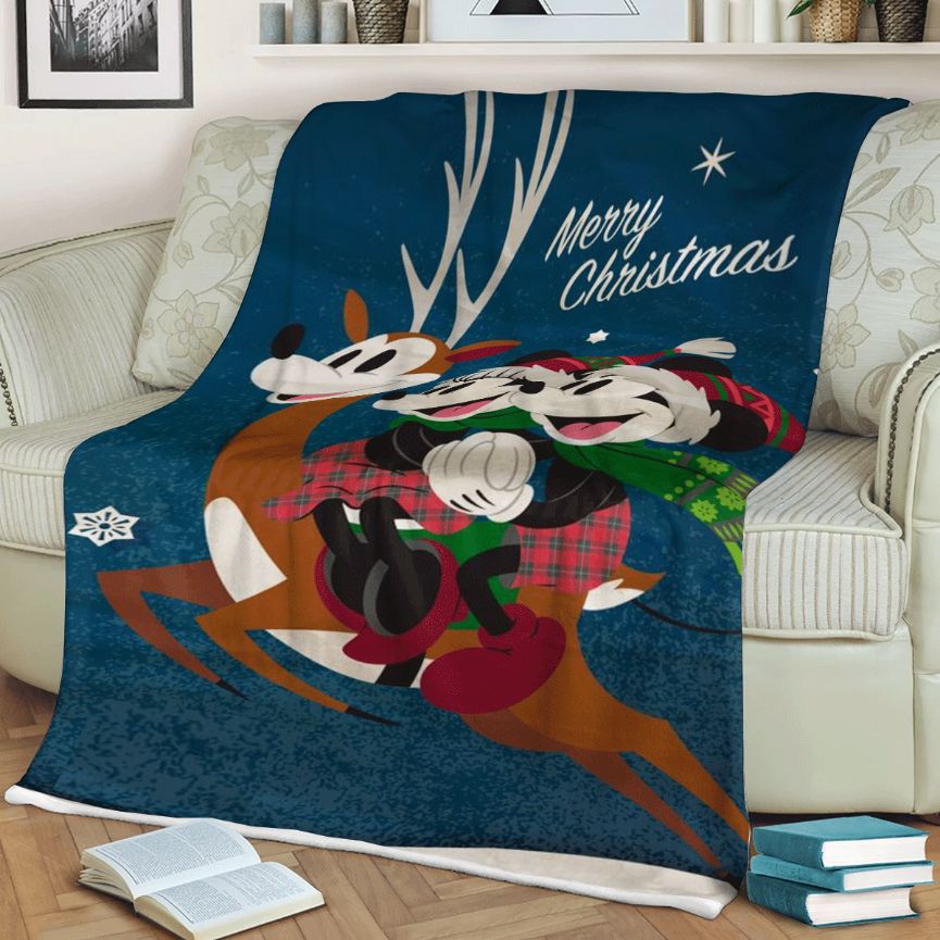 Happy Holiday Couple Love Mickey Mouse Disney Christmas , Mickey Gift For Fan Comfy Sofa Throw Blanket Gift