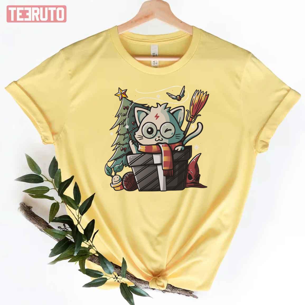 Meowgical Cute Magic Christmas Cat Light Unisex T-Shirt