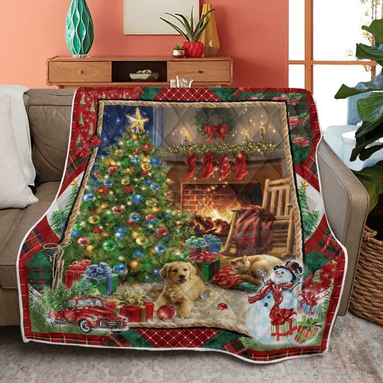 Merry Christmas Quilt Blanket, Christmas Morning Dog And Cat Quilt Blanket