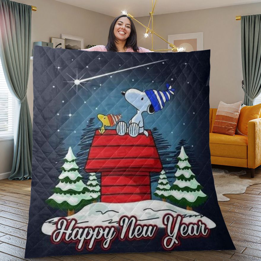 Snoopy The Peanuts Fan Gift, Snoopy And Woodstock Happy New Year Quilt Blanket