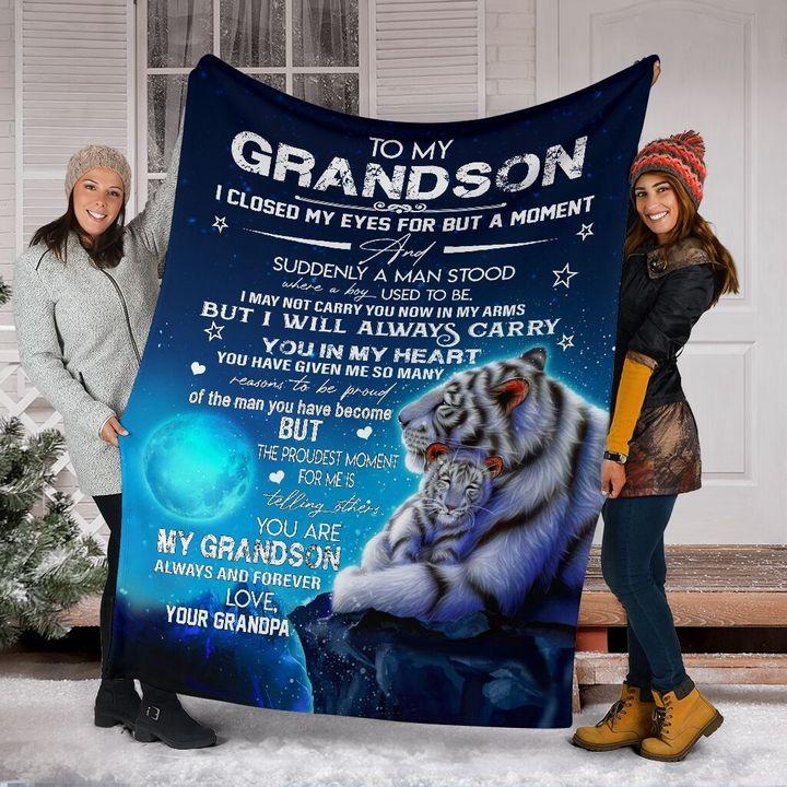 To My Grandson I Will Always Carry You In My Heart Wrap Yourself In This Blanket Fleece Blanket For Family Birthday Grandson