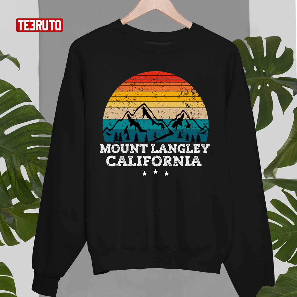 Vintage Mount Langley California Unisex T-Shirt