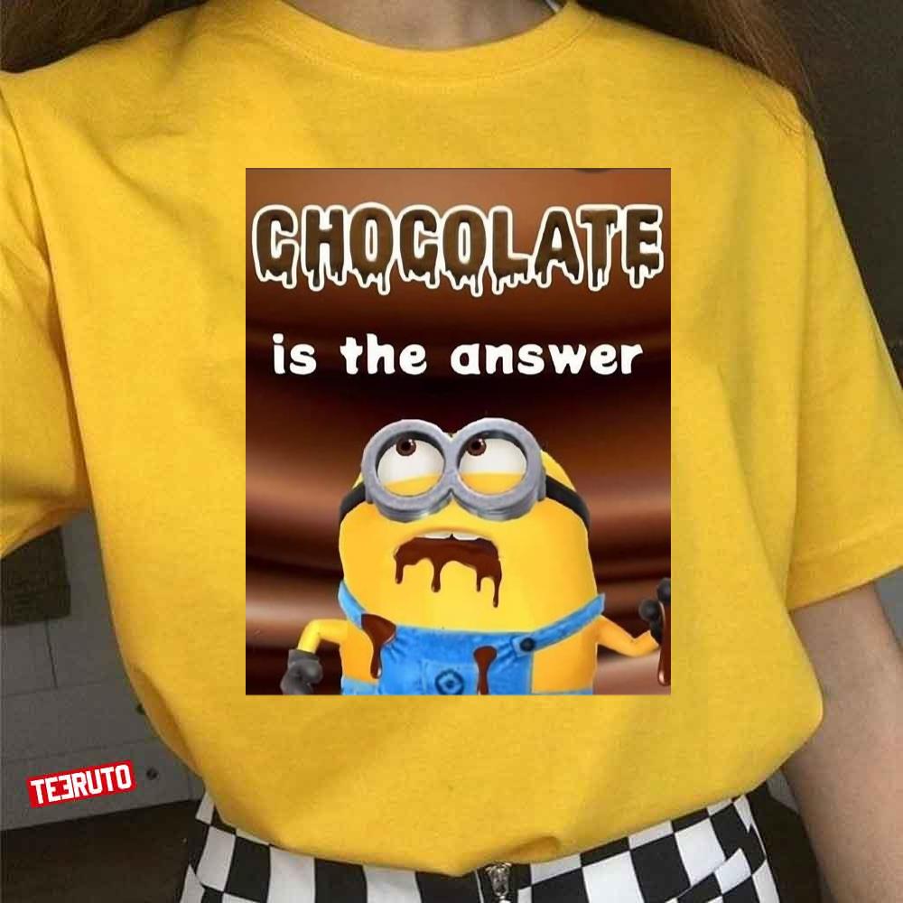 Funny Minions Is Hungry And Eating Chocolate Gifts Unisex T-Shirt