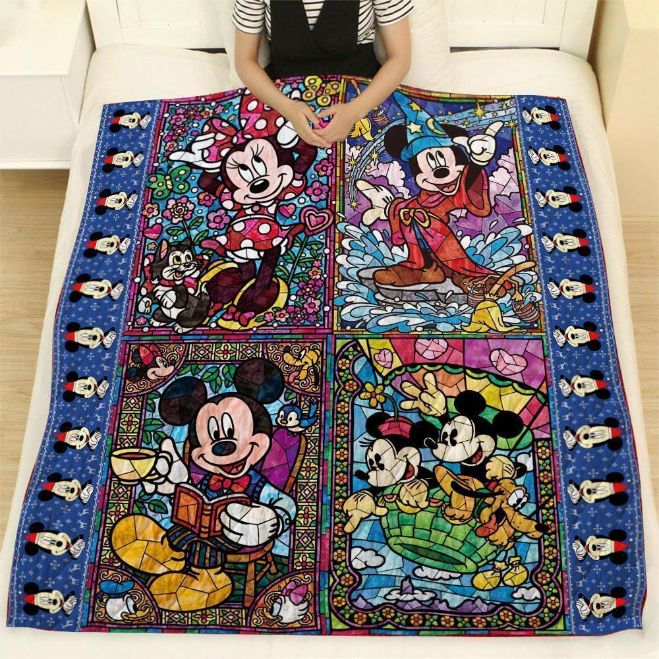 Mickey Mouse Quilt Blanket For Fans DUP