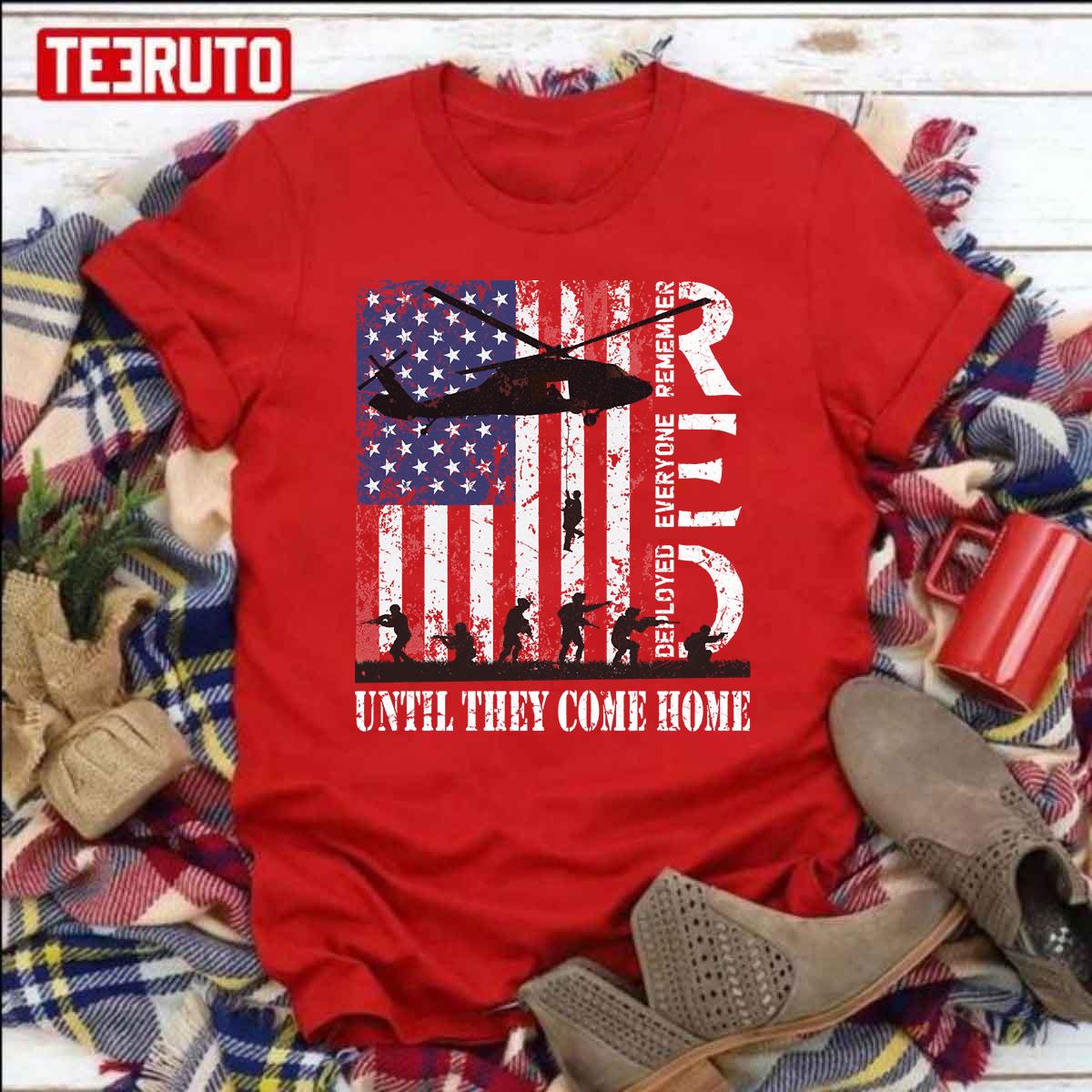 Red Friday Remember Everyone Deployed Us Flag Army Patriotic Retro Distressed Style Unisex T-Shirt