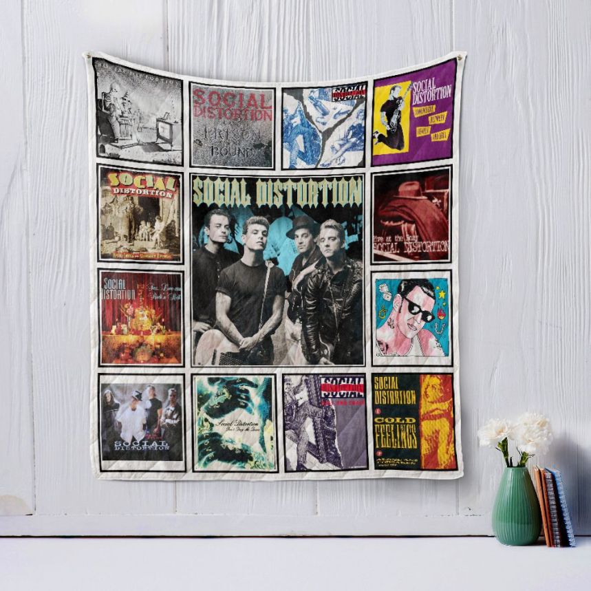 Social Distortion Style 2 Quilt Blanket