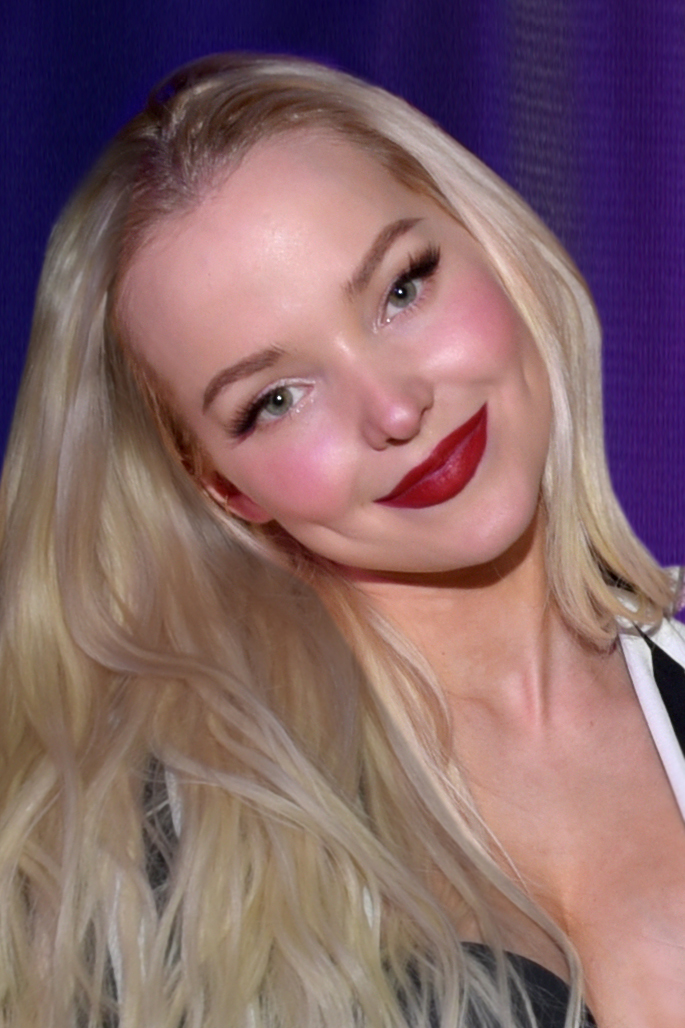 Top 10 Great Movies By Dove Cameron Teeruto