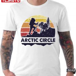 Arctic Circle Hiker Gift Vintage Design Unisex T-shirt