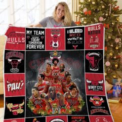 Cincinnati Bulls Bearcats Christmas Tree Quilt Blanket