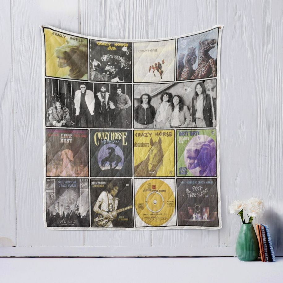 Crazy Horse Quilt Blanket