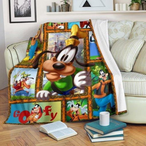 Goofy Dog Lovers Blanket
