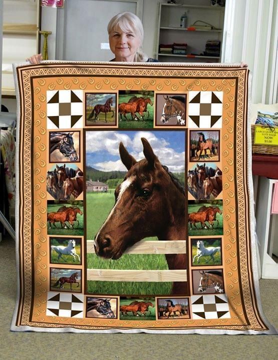 Horses Painting With Pattern Quilt Blanket - Teeruto