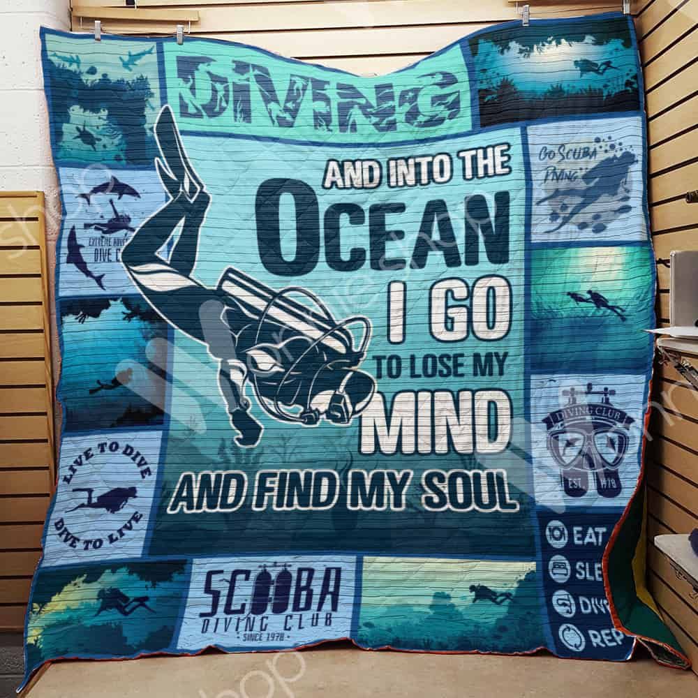 Into Scuba Diving And The Ocean Quilt Blanket Teeruto