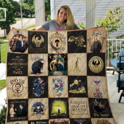 The Seeker Fantastic Beasts And Where To Find Them Collection Quilt Blanket