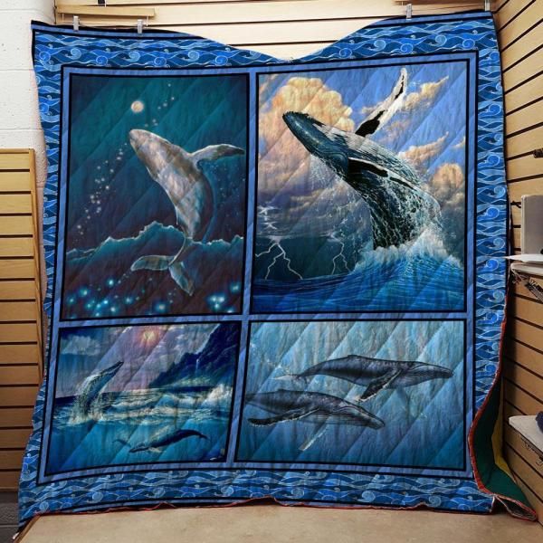 Whale Playing In The Sea Quilt Blanket