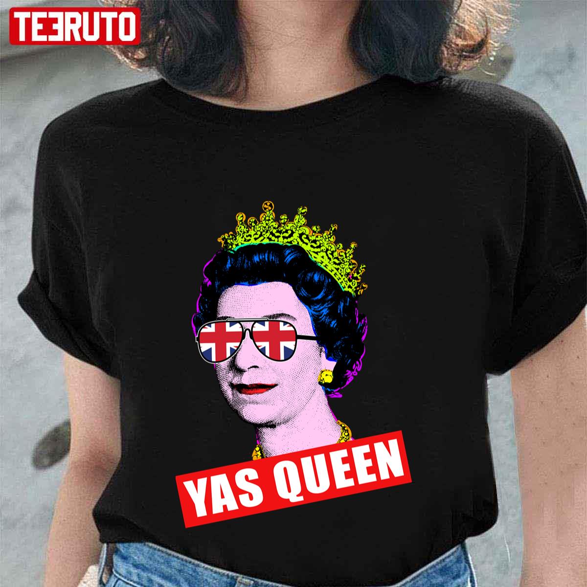 Yas Queen Elizabeth II Sunglasses Her Royal Highness Queen Of England Unisex T-Shirt