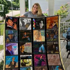 American Singer Frank Sinatra All Season Plus Size Quilt Blanket