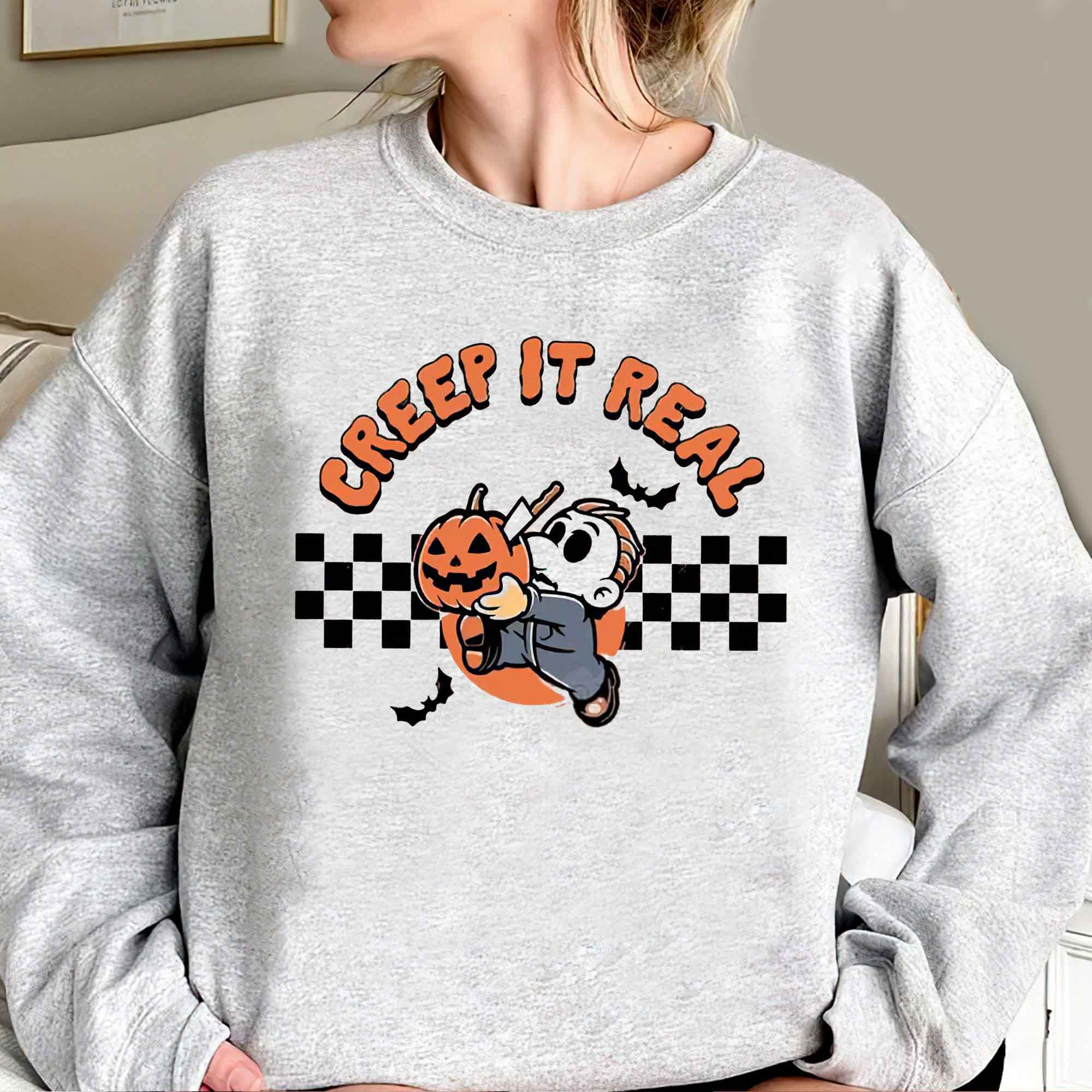 Creep It Real Retro Halloween Horror Movie Vintage Ghost Halloween Design Unisex T-Shirt