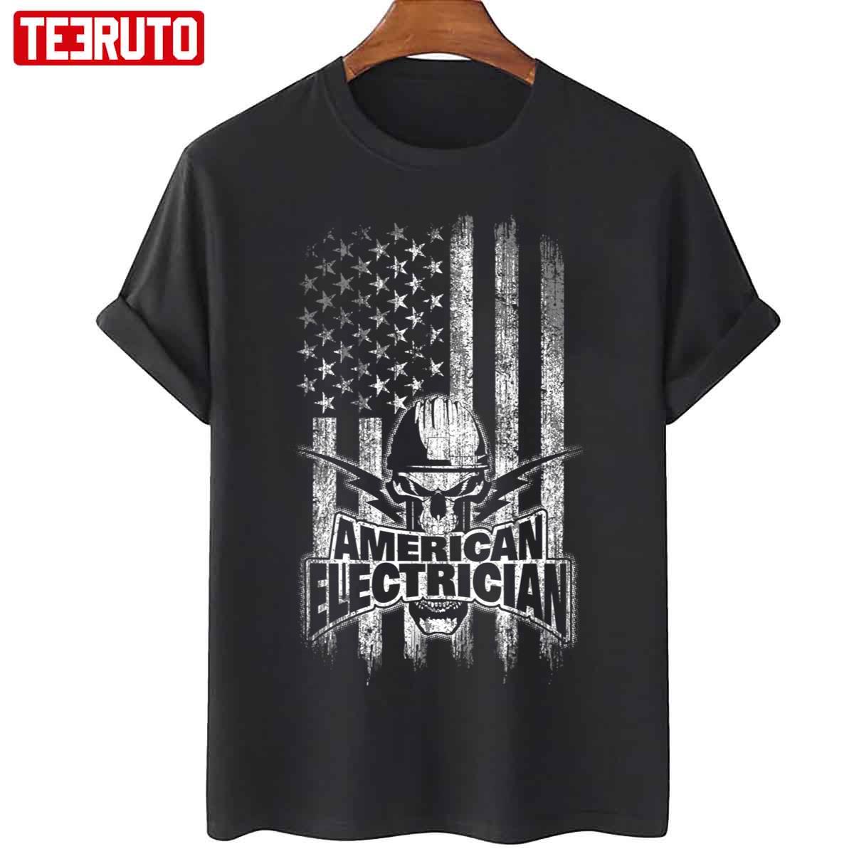 Electrician American Flag Skull And Thunderbolts Unisex T-Shirt