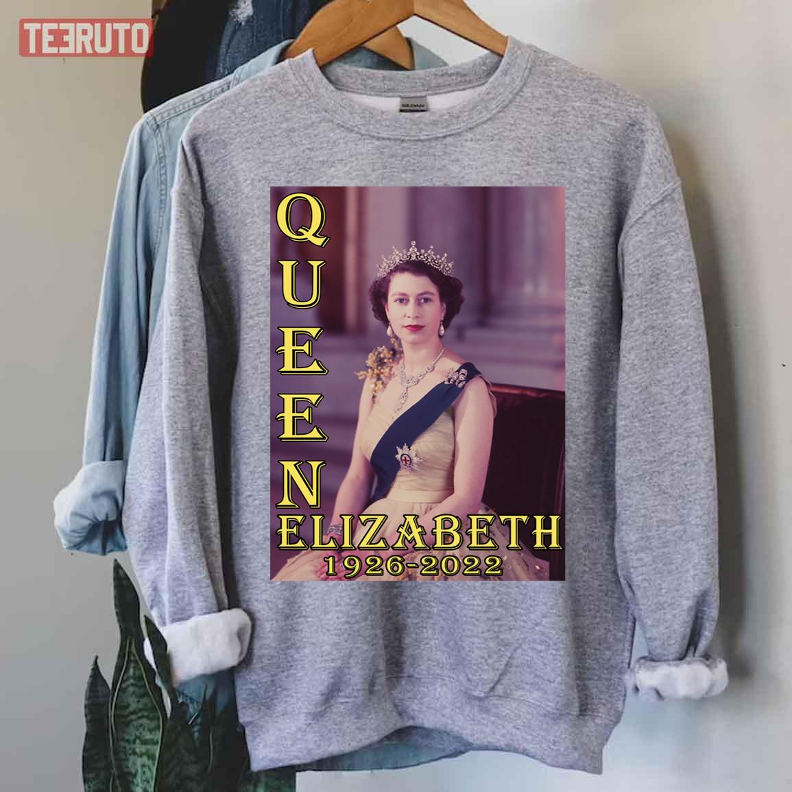 Rip Queen Elizabeth Alexandra Mary Thank You 1926-2022 Young Queen Unisex Sweatshirt