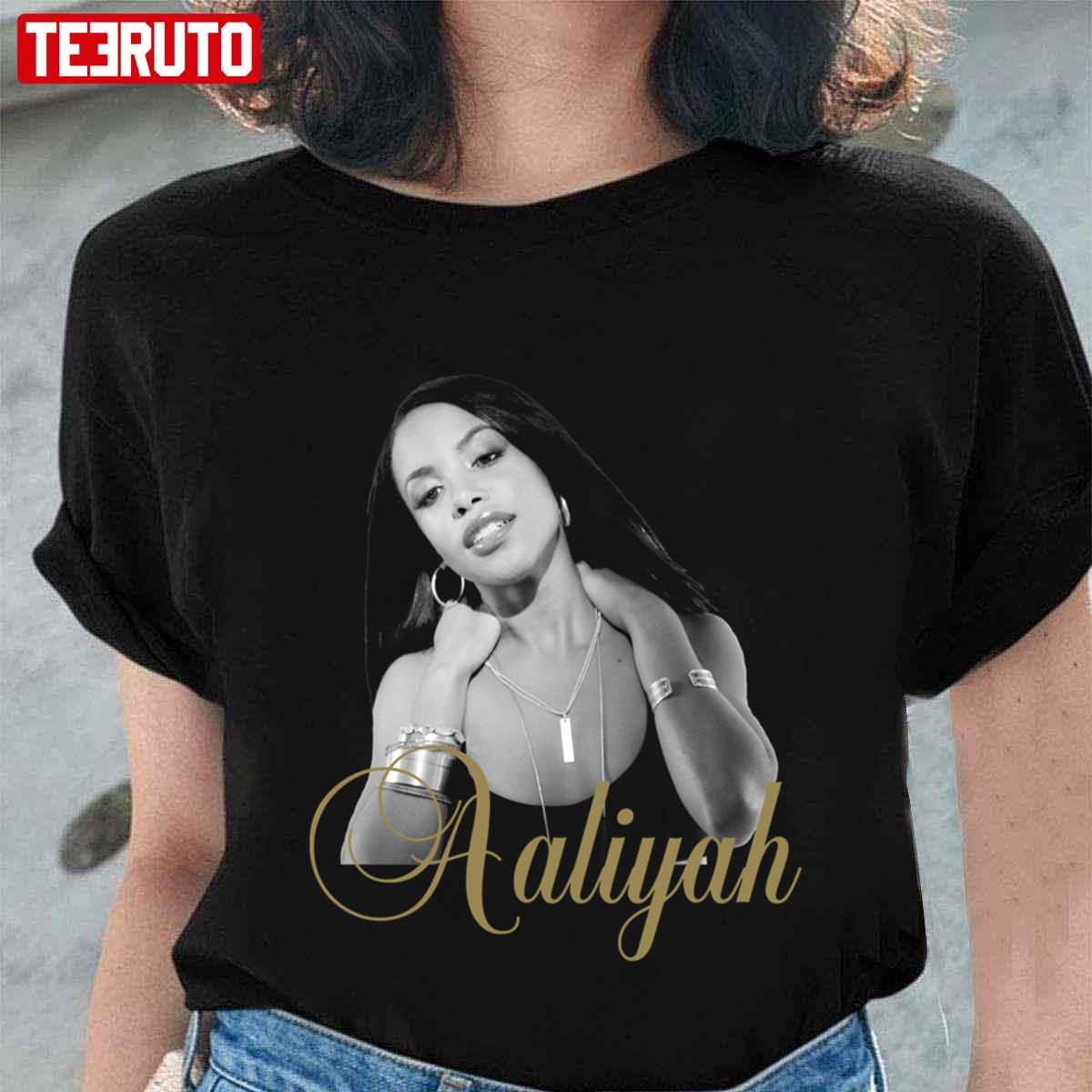 Aaliyah Portrait Unisex T-shirt