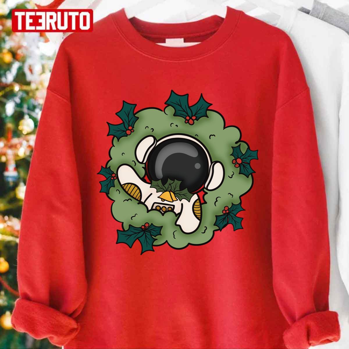 Astronaut Christmas Wreath Unisex Sweatshirt