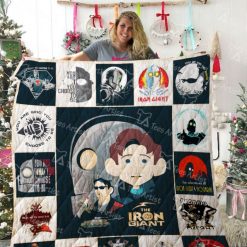 Iron Giant Symbol Quilt Blanket