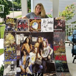 Jackyl Quilt Blanket