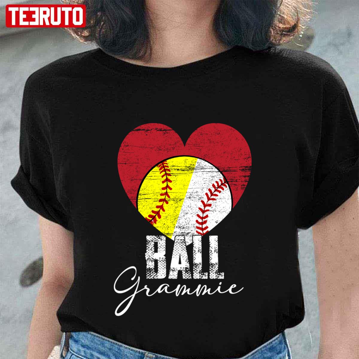 Ball Grammie Softball Baseball Unisex T-Shirt